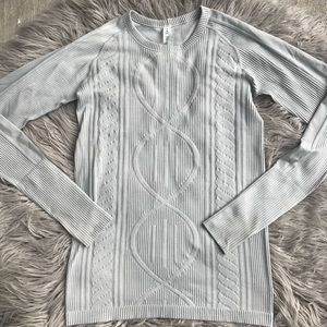 Lululemon Gray Stretch Athletic Keyhole Sleeve Top